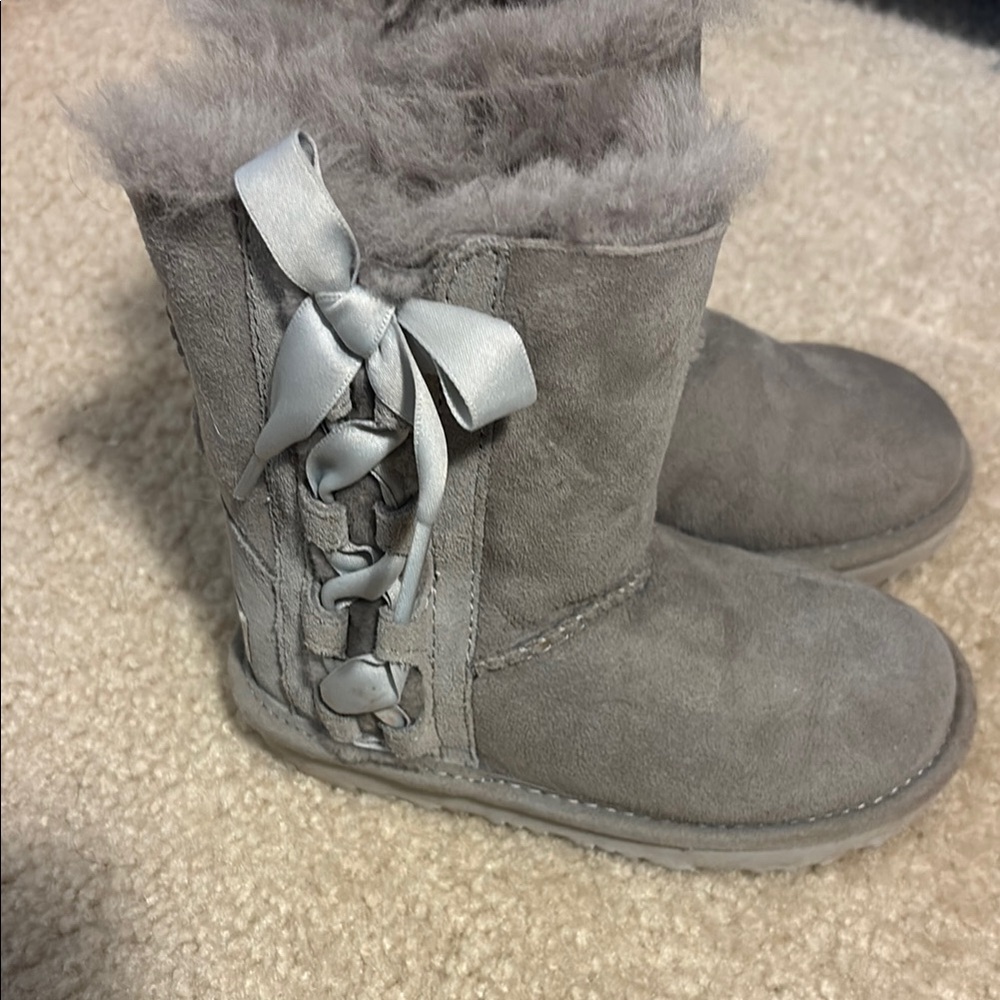 Girls Ugg Boots with Ribbon Detail size 10